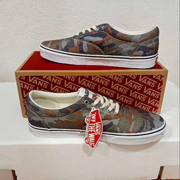 Vans - Picture 2 of 4